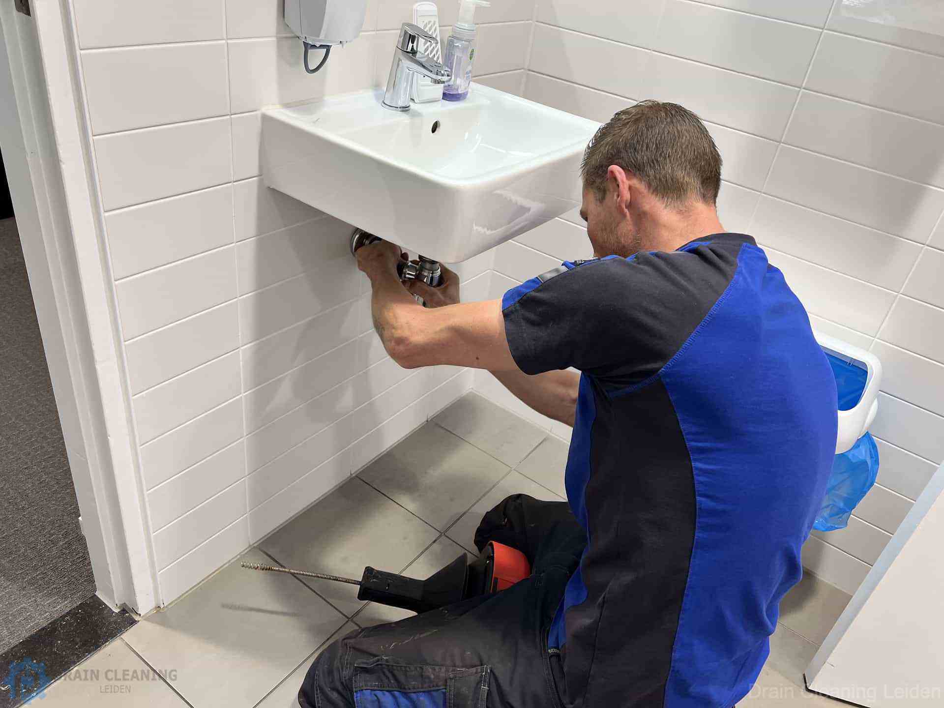 Drain clogged Leiden